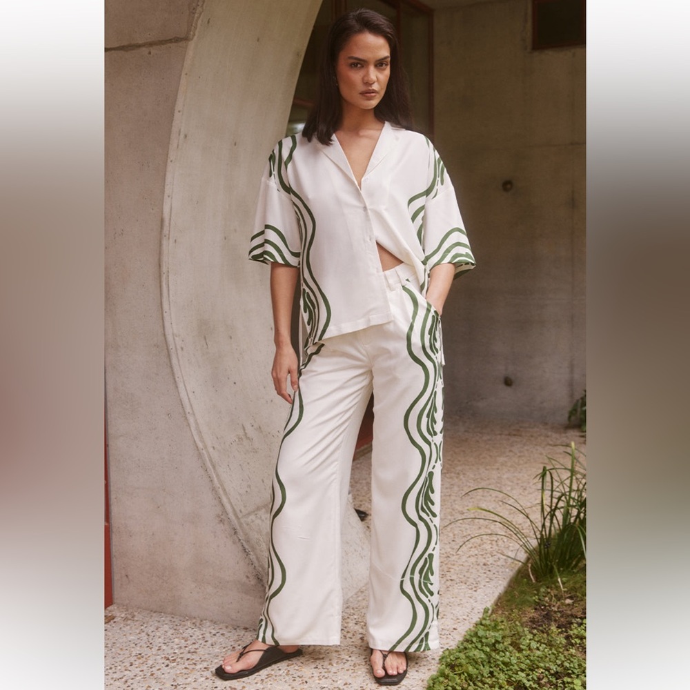 Runaway the Label. Athen Print Shirt XS